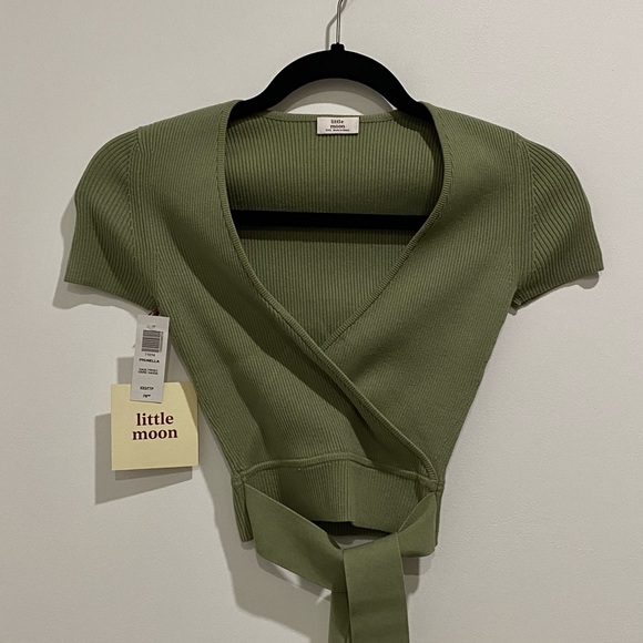 Aritzia All Tied Up Sweater (Prunella Knit Top) - Picture 3 of 8